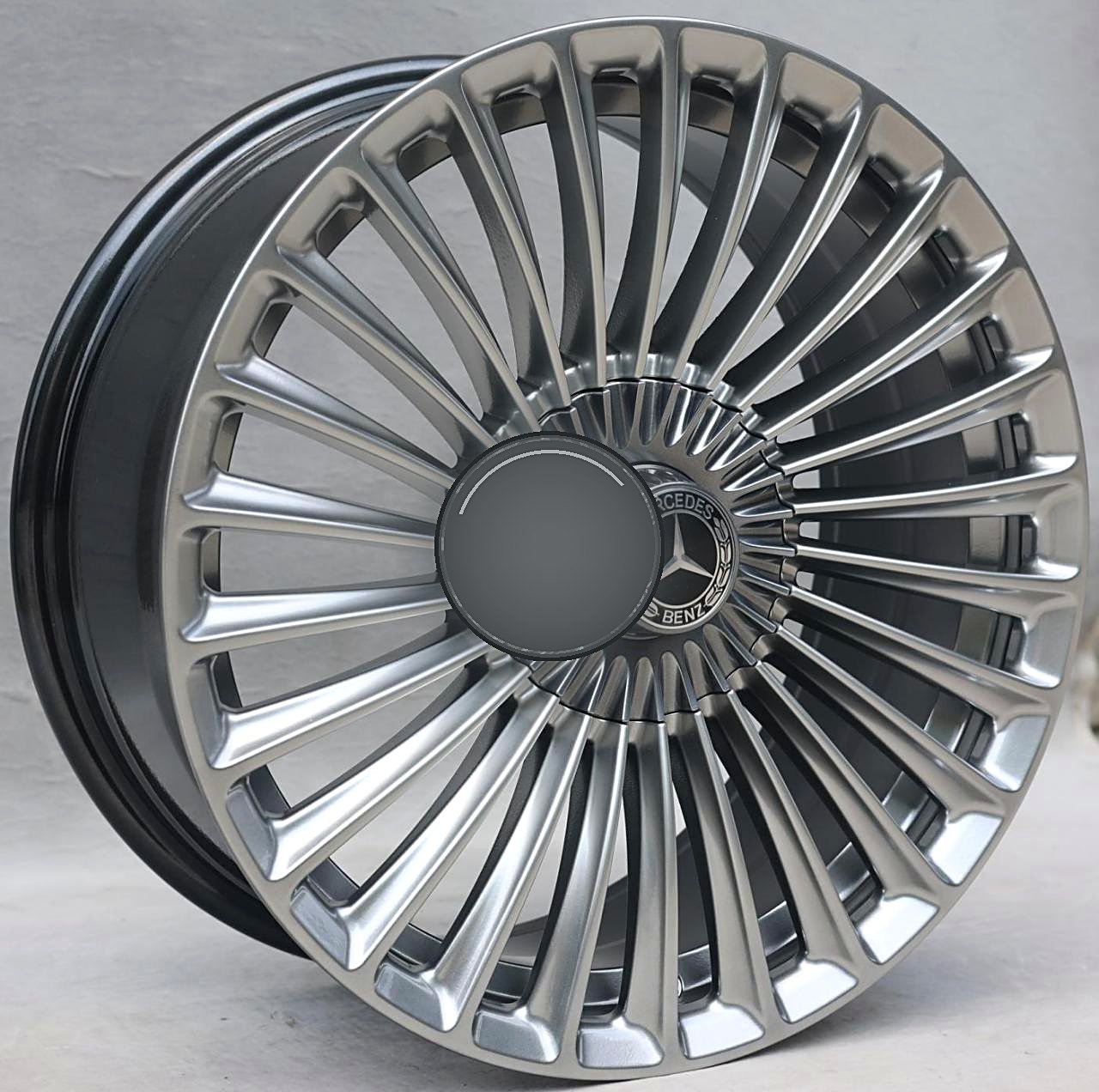 F87H981F 18 inch 5x114.3 wheel Bright Black